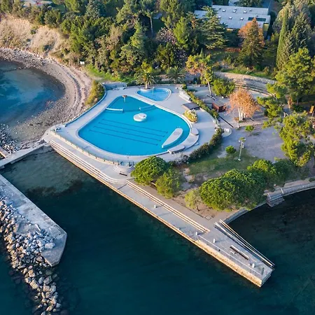 Θέρετρο Depandansa Bor** 2*