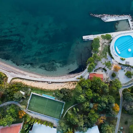 Θέρετρο Depandansa Bor** 2*